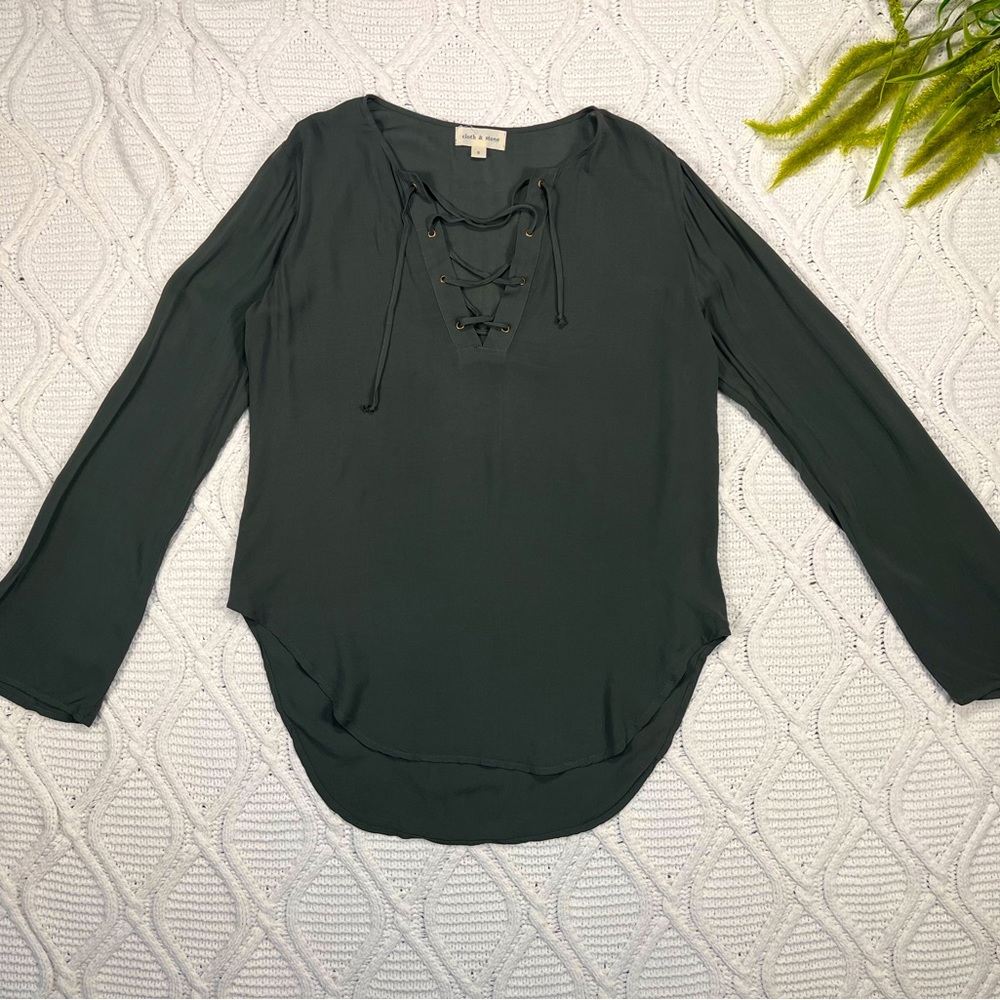 Cloth & Stone Anthropologie Bell Sleeve Lightweight Tie Front Green S‎